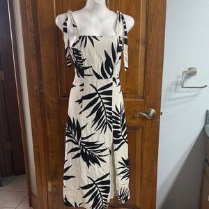 Gianni Bini Black and White Knit Shell with Tie-Strap Accent